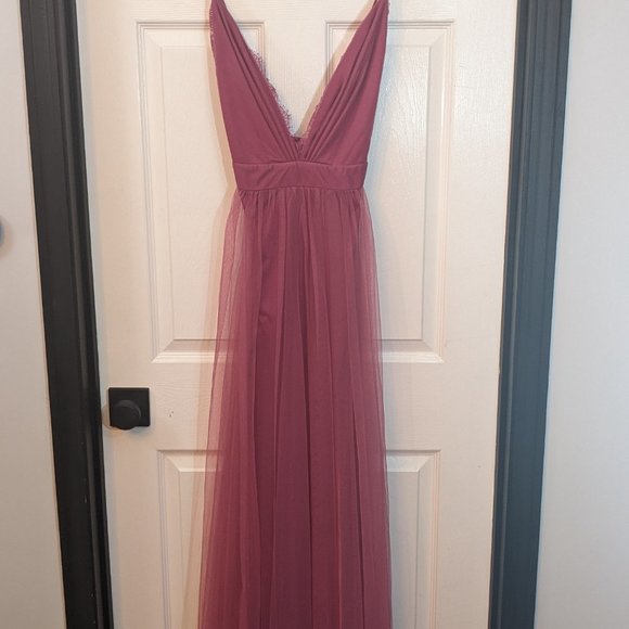 Magenta Tulle Maxi Dress with Lace Detail - Picture 6 of 11